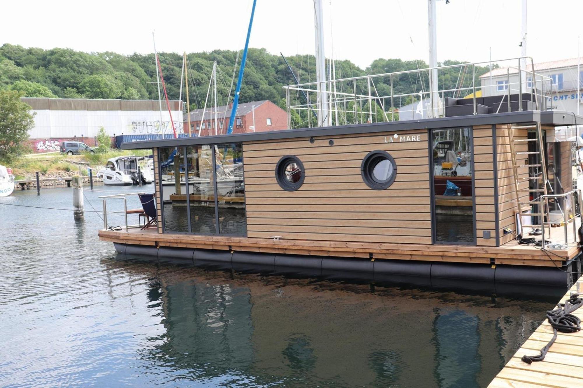 Отель Houseboat Leni Фленсбург Экстерьер фото