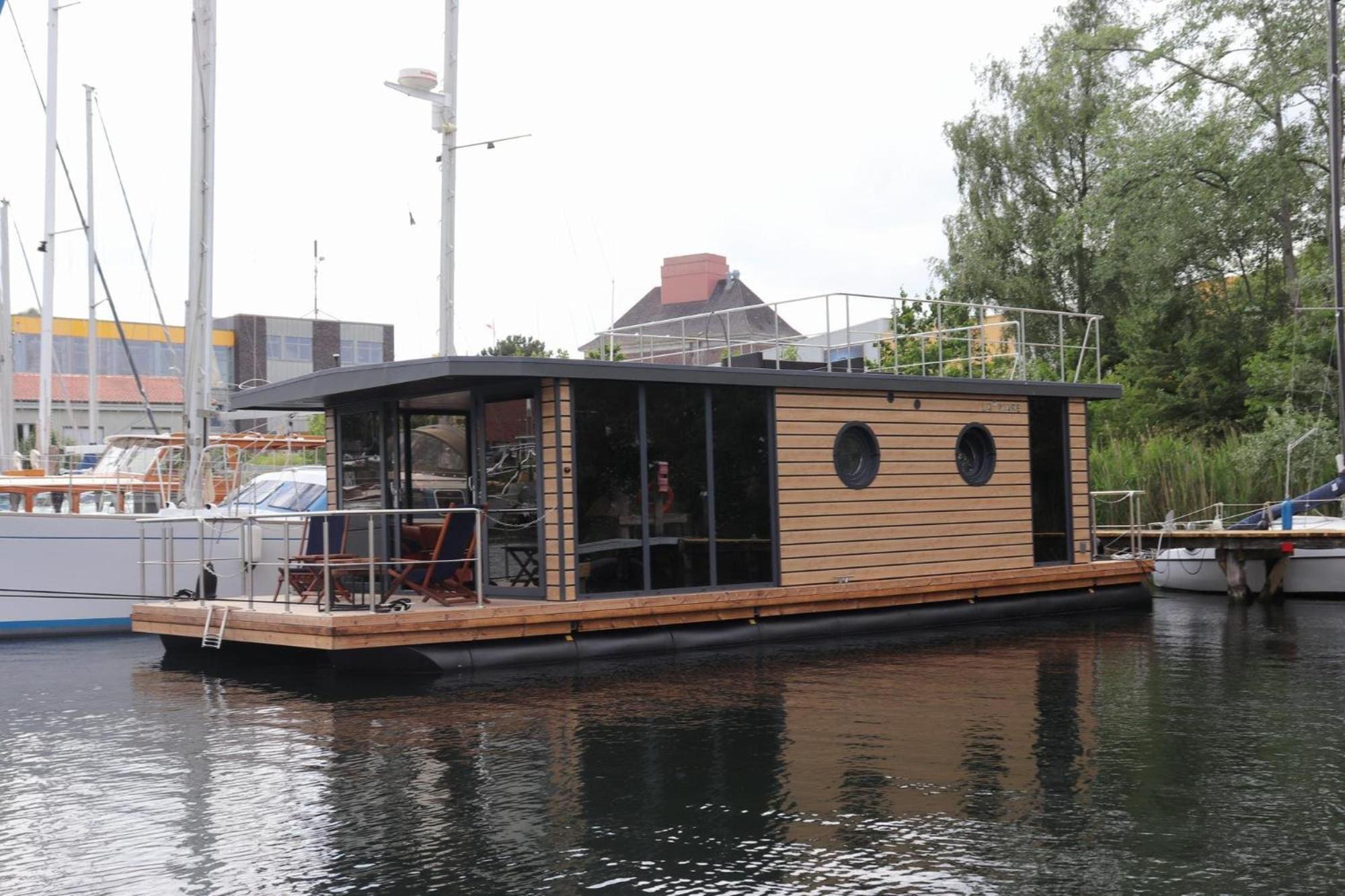 Отель Houseboat Leni Фленсбург Экстерьер фото